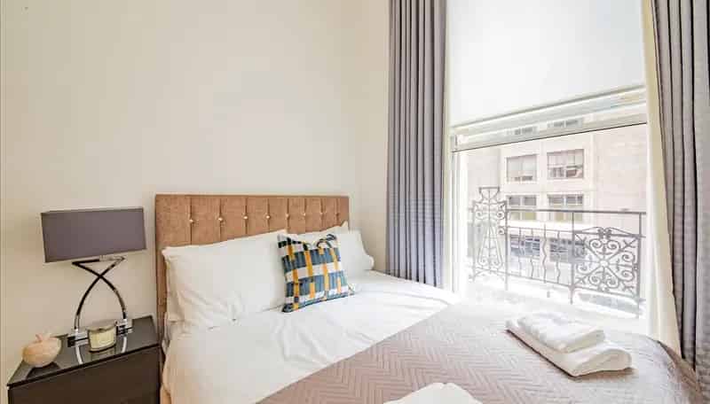 2 Bedroom Flat House to Rent
