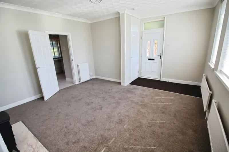 3 Bedroom Semi Detached House Sheffield South Yorkshire S2
