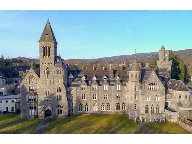 2 Bedroom Flat for Sale in Fort Augustus Highland Club