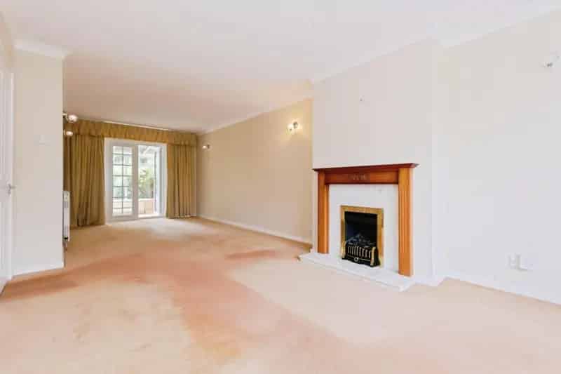 3 Bedroom House for Sale Near Olton Reservoir