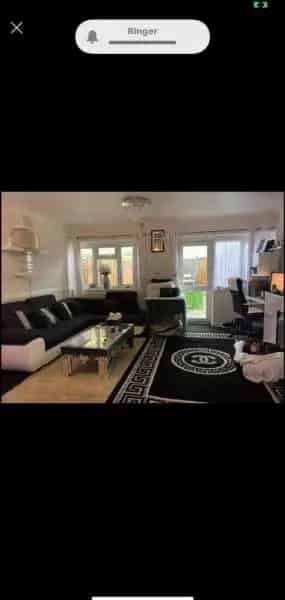 3 Bed House Camberley Surrey Garden Garage