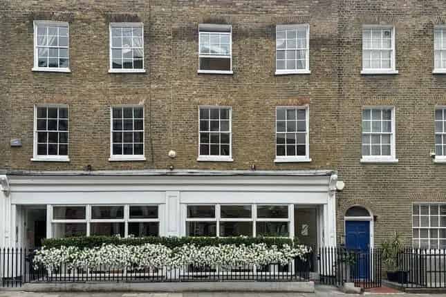 Terraced House for Sale in Paddington, London W2