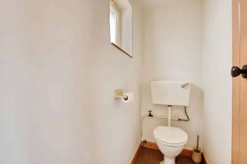 3 Bed Detached House For Sale - Development Potential