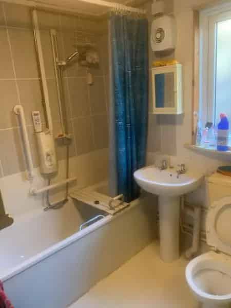 Flat For Rent , Castle Point, England