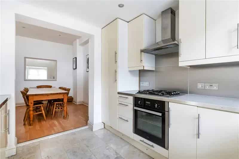 4 Bedroom Victorian House Near Holloway Road Tube