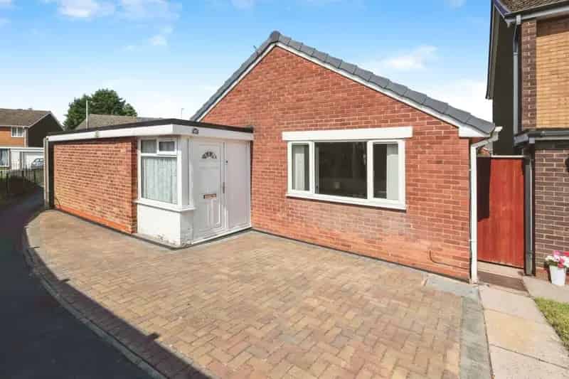 Two Bedroom Detached Bungalow For Sale No Upward Chain