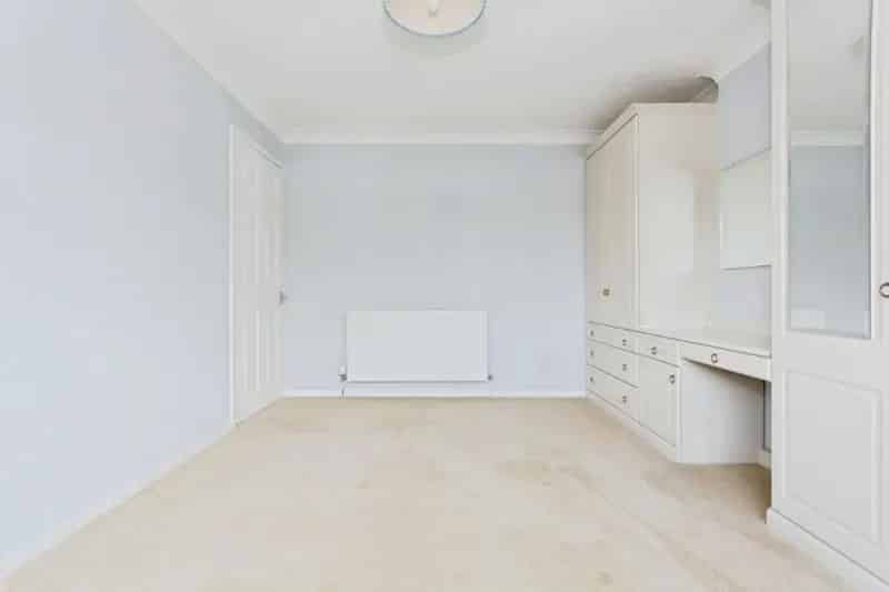 3 Bed Semi-Detached House for Sale