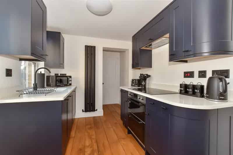 3 Bedroom Semi-Detached House for Sale - No Chain