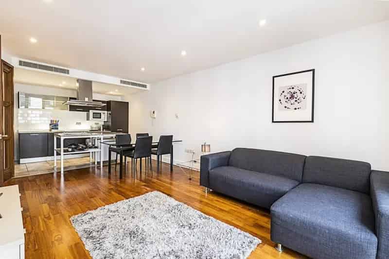 2 Bedroom Apartment to Rent Paddington Canal Views