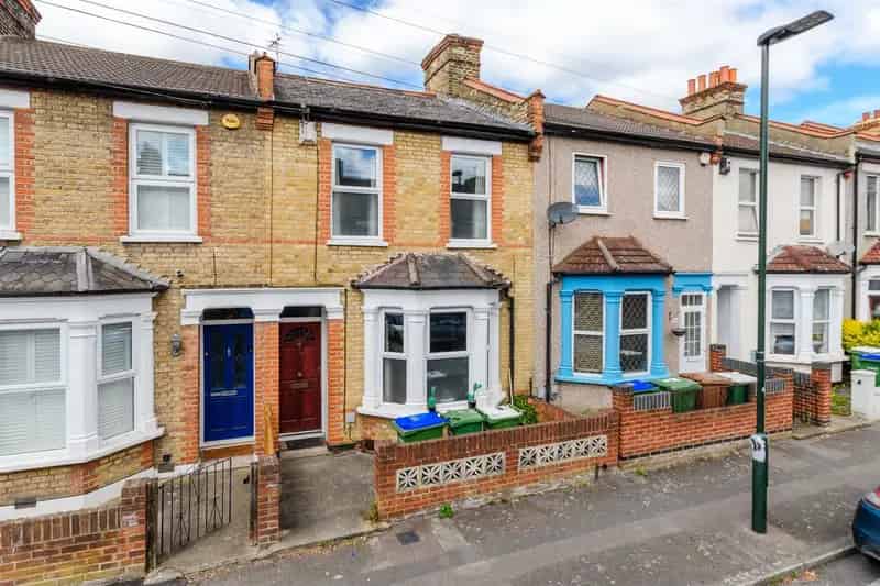 2 Bedroom Terraced House for Sale Near Danson Park