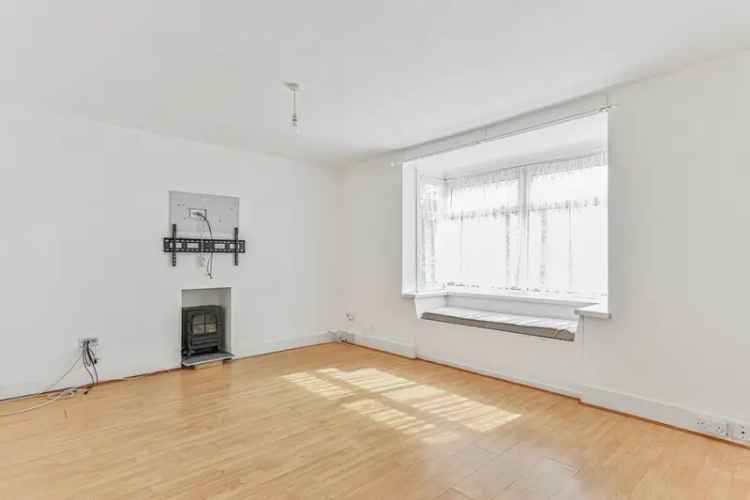 3 Bedroom House For Sale in Bournemouth