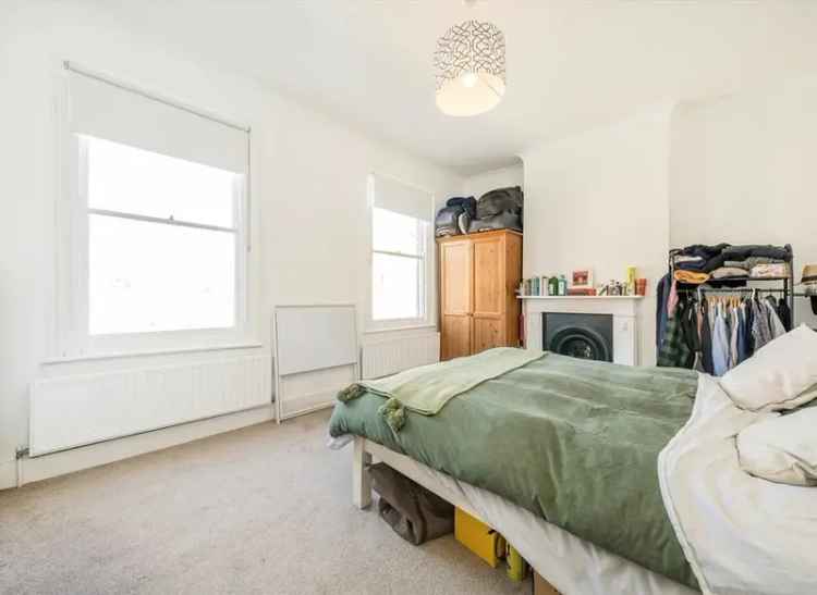 Two Double Bedroom House Kepler Road Clapham Chain Free