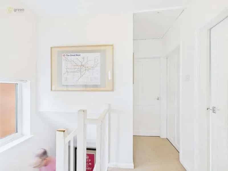 3 Bed Semi-Detached House for Sale