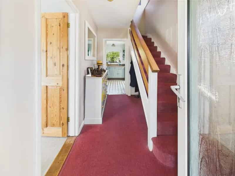 4 Bed Family Home For Sale Near Town Centre