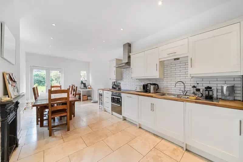 Spacious Red Brick Semi-Detached Period Family Home 2019 Sq Ft