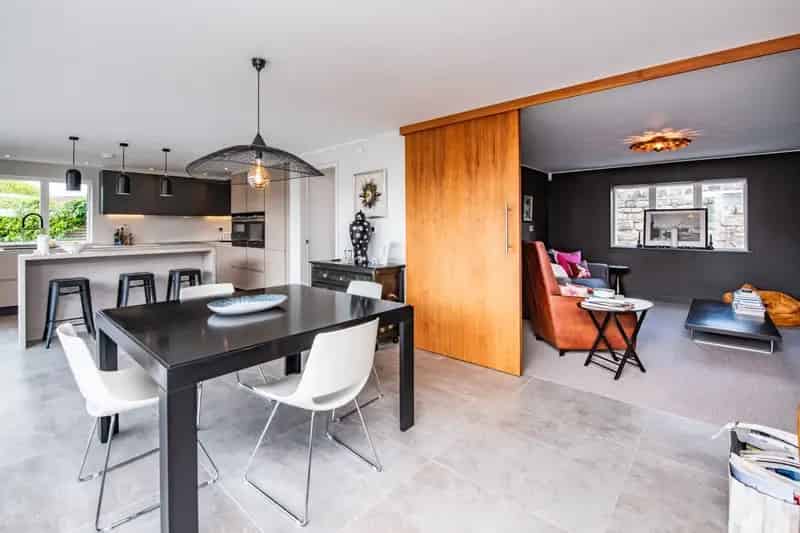 Four Bedroom Detached House Cheddar Modern Family Home