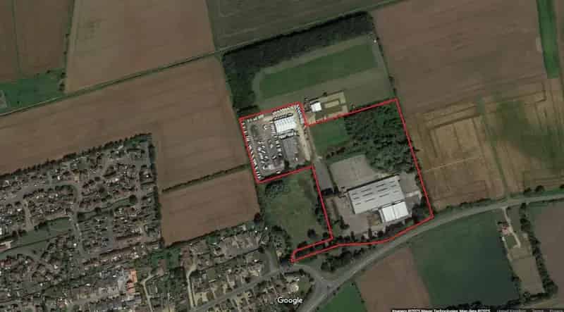 Former Garden Centre with 3 Units and 13.452 Acres