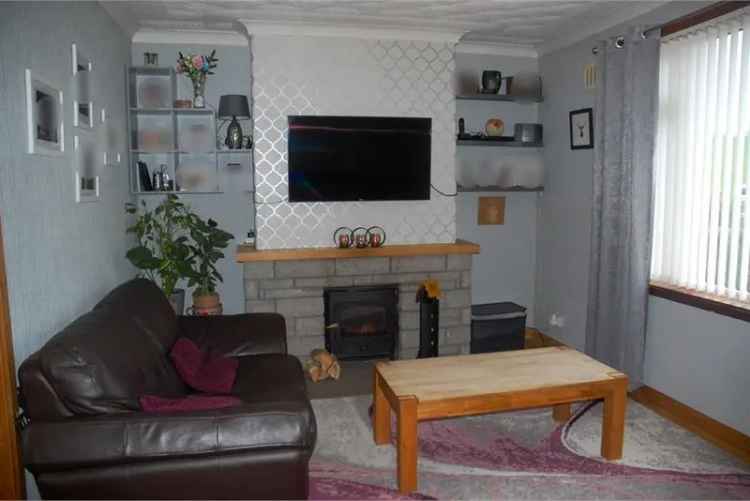 3 Bed Bungalow - Semi-Detached with 1 Reception Room