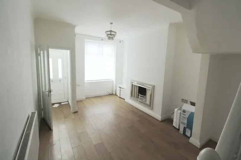 2 Bedroom Mid Terrace House for Rent in Liverpool