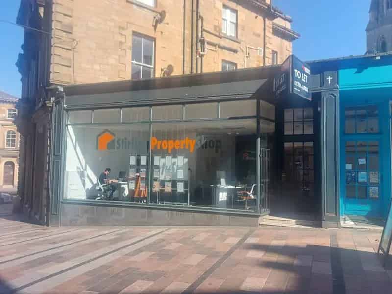 Stone Retail Unit - Suitable for Various Uses