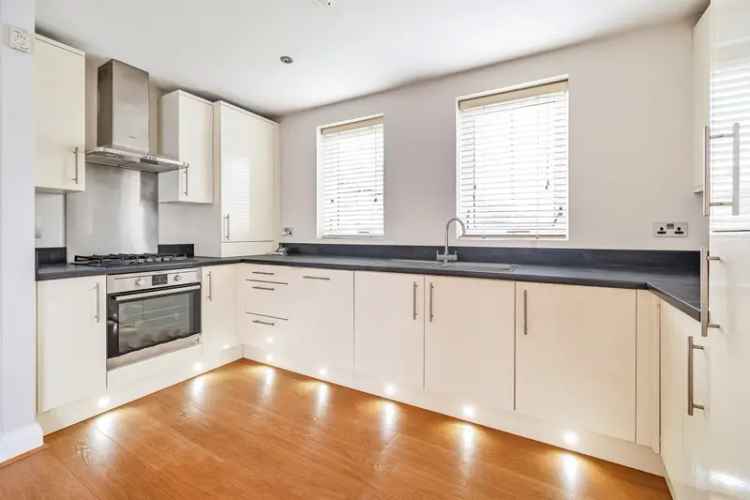 One Bedroom Apartment in Boulters Meadow Maidenhead