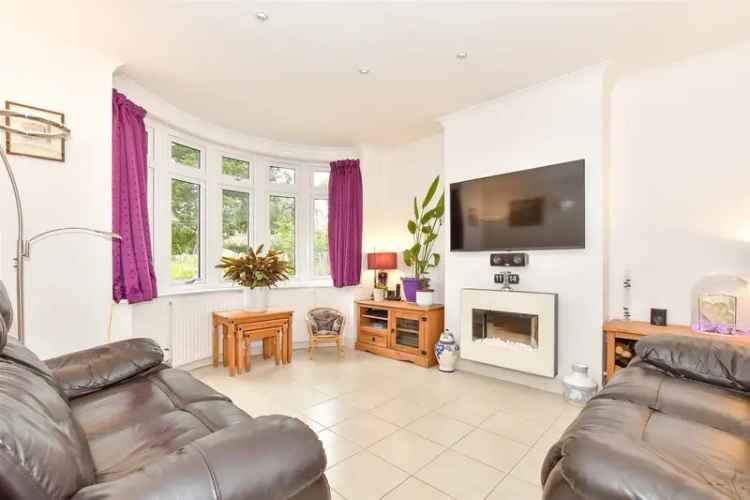 4 Bedroom Semi-Detached House for Sale in Coxheath