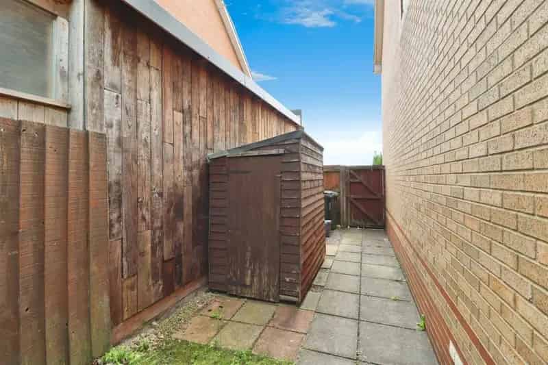 3 Bedroom Semi-Detached House for Sale in Pontprennau