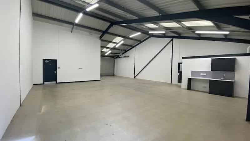 Industrial Unit To Let Slough Trading Estate