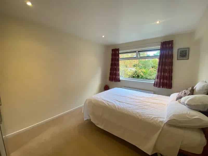 5 Bed Detached House for Sale - Executive Family Home
