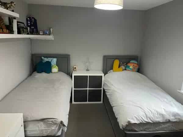 2 Bed Flat Near Redhill East Grinstead