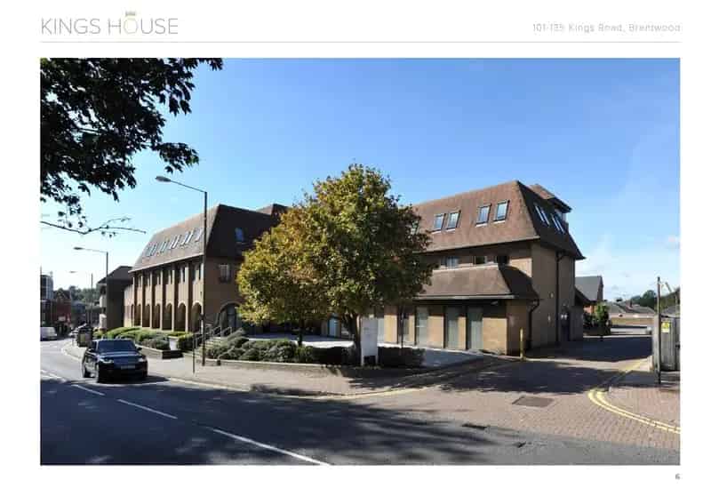 Brentwood Office Suite To Let 2700 sq ft Near Station