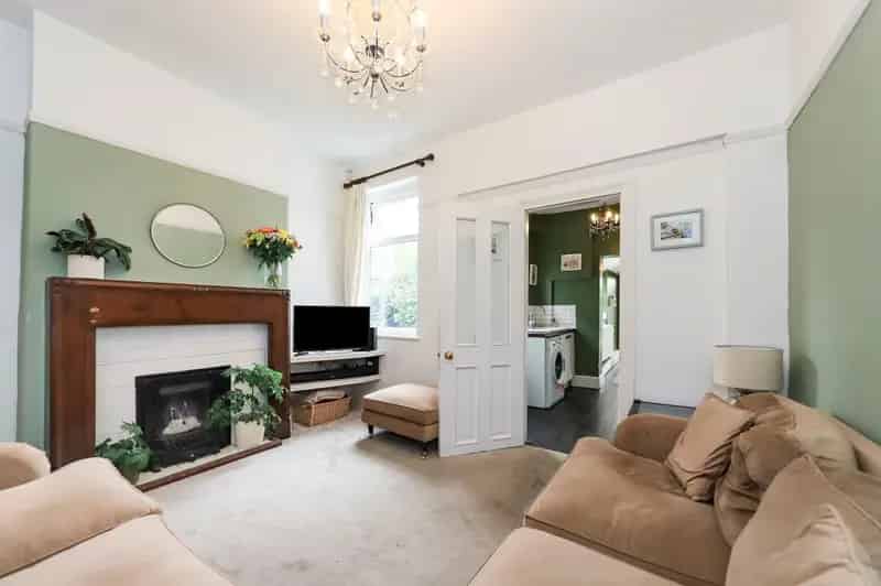 Charming 3-Bed Semi-Detached House with Large Garden