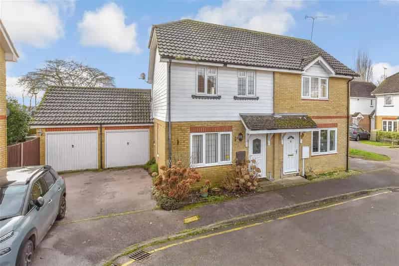 2 Bedroom Semi-Detached House for Sale Headcorn