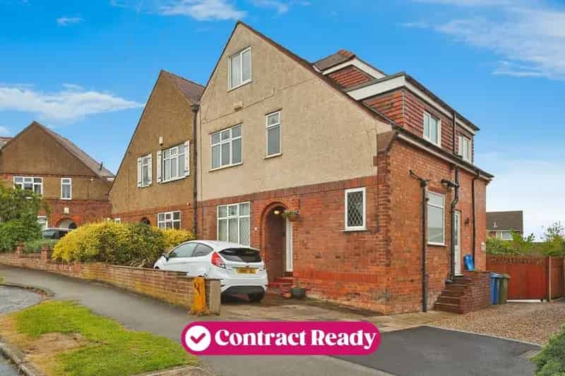 4 Bedroom Semi Detached House For Sale
