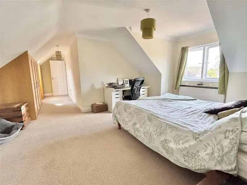 4 Bed Family Home for Sale in Lytchett Minster