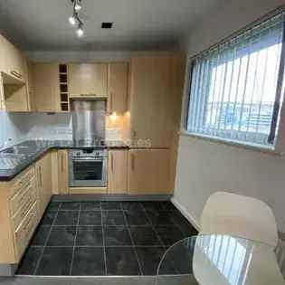 37m² Studio Apartment Manchester Canal Views Parking Included