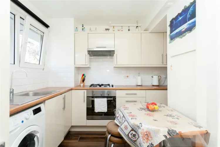 3 Bedroom Maisonette House to Rent Near Public Transport