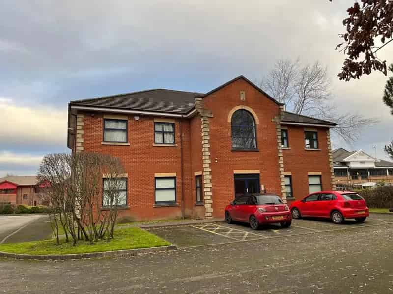High Quality First Floor Office 2145 sq ft with Parking