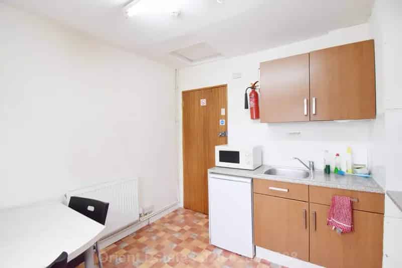 0 Bedroom Studio House to Rent