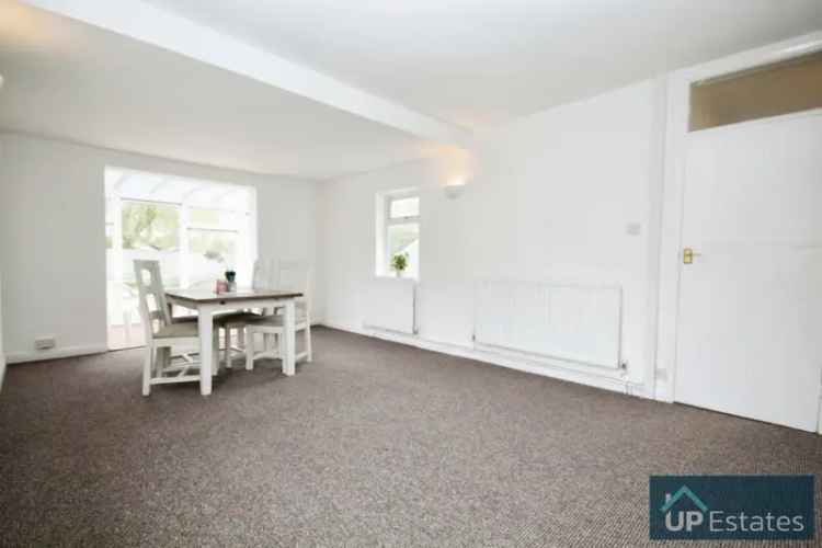 3 Bedroom Detached Bungalow House to Rent