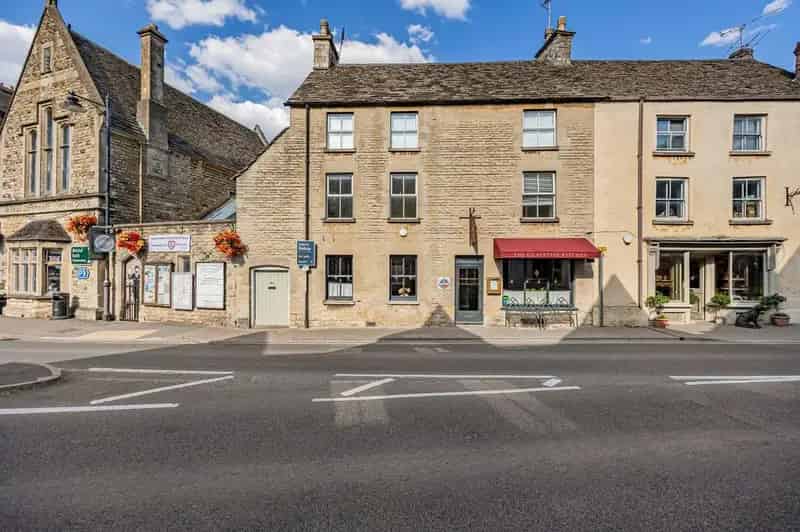 1 Bedroom Apartment for Sale in Tetbury Town Centre
