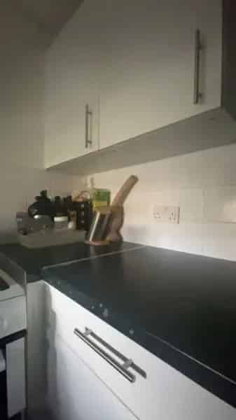 Large 1 Bedroom Flat Newly Decorated Newham