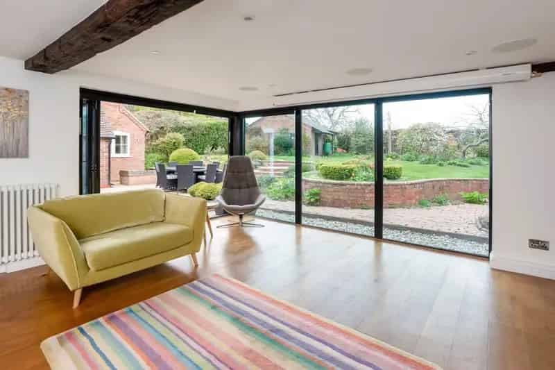 4 Bed House for Sale Spacious Family Home