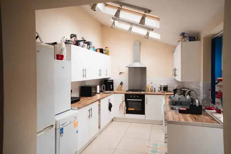 5 Bedroom Student House to Rent Fully Furnished