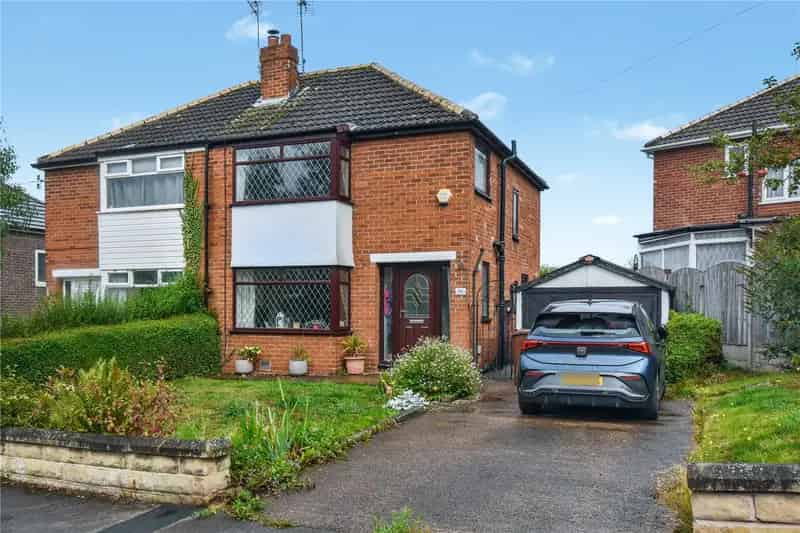 House For Sale , 50, Leeds Road, Leeds, England