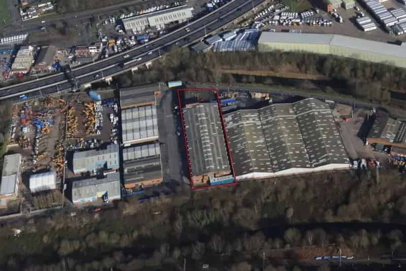 33984 sq ft Refurbished Warehouse Unit near M5 Motorway