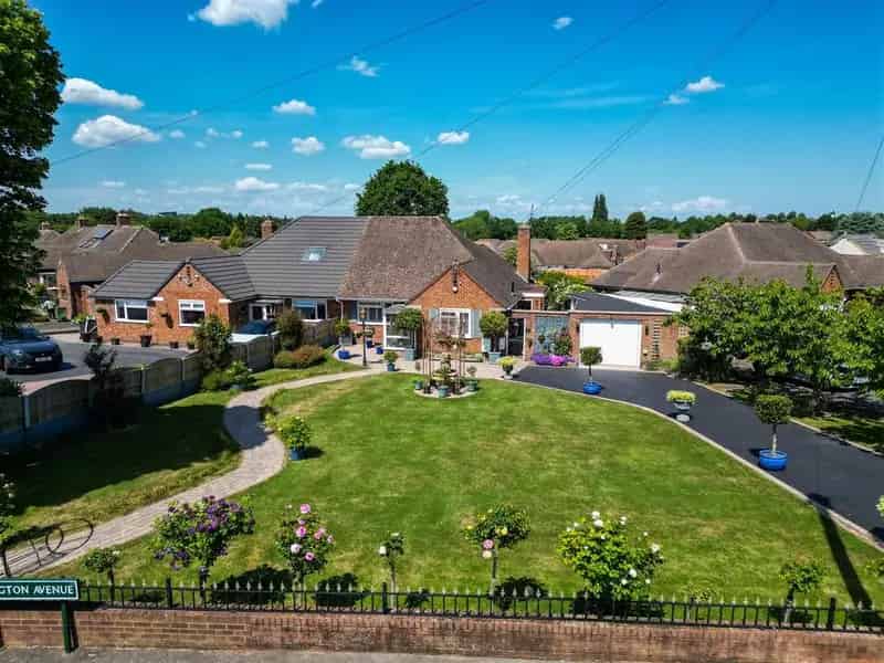 3 Bedroom Semi Detached Bungalow For Sale