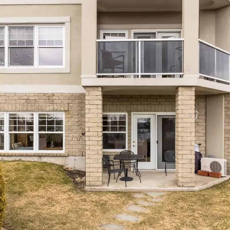 Magog Condo for Sale: Lake & Mountain Views