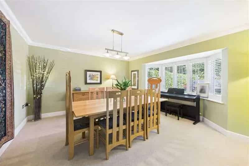 5 Bed Detached House for Sale