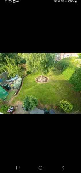 3 Bedroom Semi-Detached House Near Motorways and Town Centre